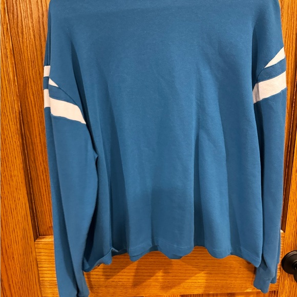 Walt Disney World 100th Anniversary Semi-cropped Mickey Mouse Sweatshirt. - Picture 4 of 4